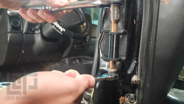 Installing Doorless XJ hinge upgrade with install kit